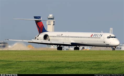 N Dn Mcdonnell Douglas Md Delta Air Lines Dj Reed Jetphotos