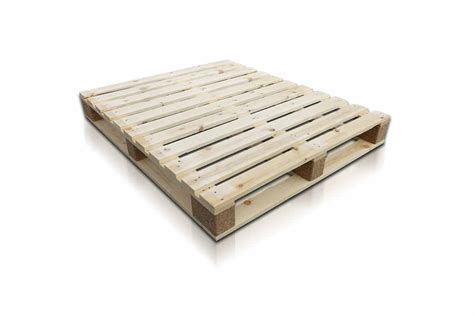 Four Way Pallets | Associated Pallets | SouthamptonAssociated Pallets