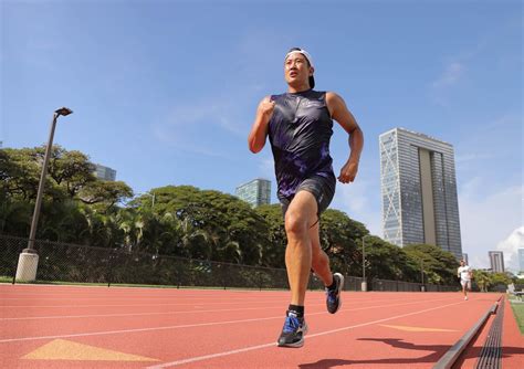 【動画】巨人・菅野智之のハワイ自主トレ 負荷をかけたトレーニングを継続中 スポーツ報知