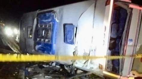 Tr Gico Accidente De Bus Que Cubr A Ruta Choc Medell N Dej