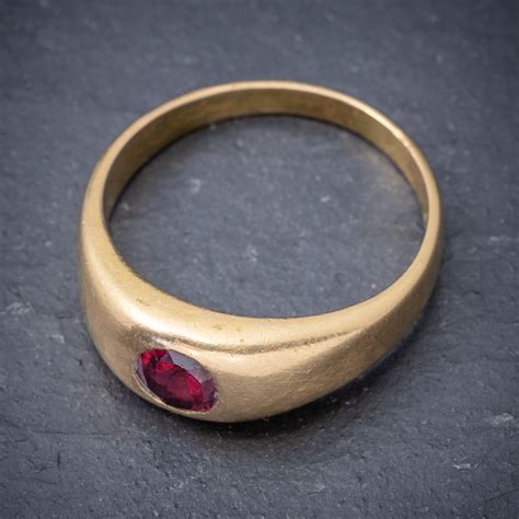 Antique Victorian Ruby Ring 18ct Gold 060ct Ruby Circa 1900 Antique