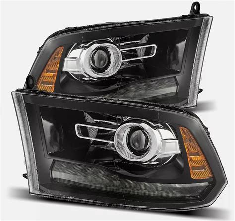 Farol Dianteiro Dodge Ram 2500 2012 2018 E Ram Classic 2022 2023