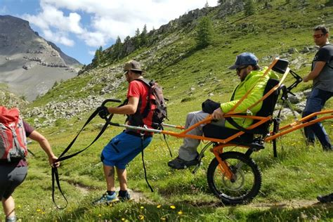 La Montagne Pour Tous En Jo Lette Acssq Centre Social Guillestrois