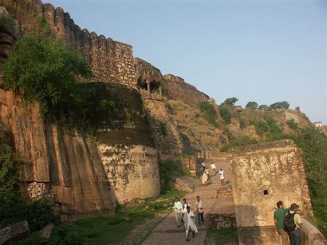 khandar-fort-sawai-madhopur-IML-Travel - IML Travel Services