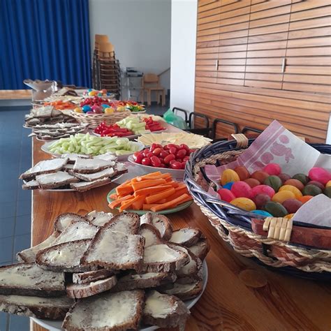 Osterfrühstück an der Dominikus Savio Schule Don Bosco