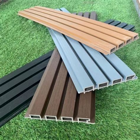 China Wooden Grain Pvc Wpc Fluted Wall Panels For Decoration