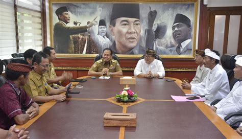 NUSABALI 7 Bendesa Adat Temui Pj Gubernur Bali