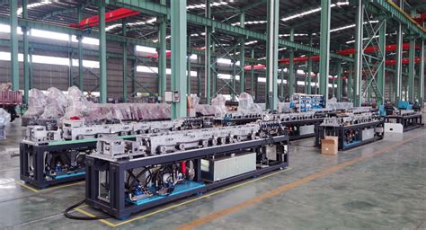 Roll Forming Machine Cz Purlin Roll Forming Machine Sandwich Panel