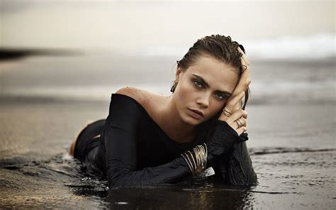 Cara Delevingne Model Brunette Wet Clothing Wet Body Beach