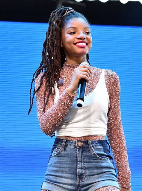 Halle Bailey Publica Su Primera Foto Como Ariel En La Adaptación A