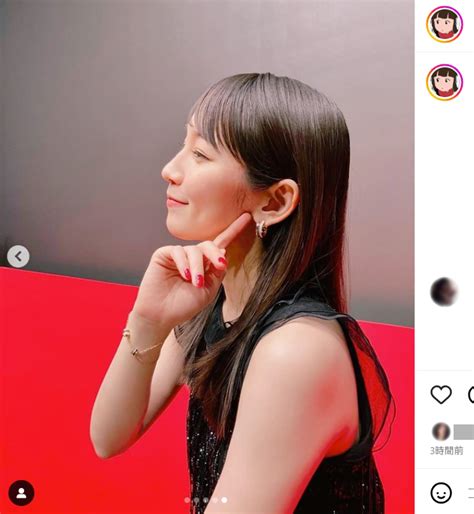 フォトギャラリー5枚目 吉岡里帆 肩出し黒ドレスの妖艶ショット公開 怪しい色香に思わずファンもクラッ！ Fridayデジタル