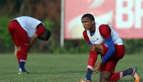 Curtinha Bahia Renova Contrato De Zagueiro Rodrigo At O Fim De