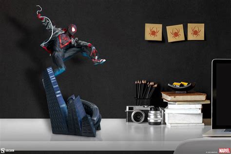 Marvel Miles Morales Marvel Premium Format Statue By Sideshow Collectibles