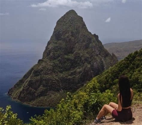 Saint Lucia Pitons: Ultimate Guide (Gros & Piton) | TravelTips.org