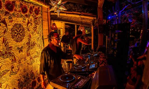 MAJAHUITAS | The Trendiest Beach Club in Puerto Vallarta