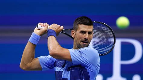 Djokovic estreia vitória fácil no US Open