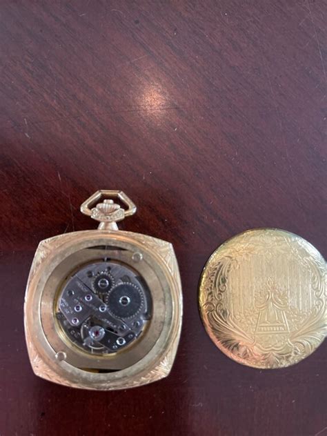 Vintage Arnex 17 Jewel Pocket Watch Gold Works Wind U Gem