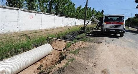 Tigre avanza construcción de veredas y conductos pluviales