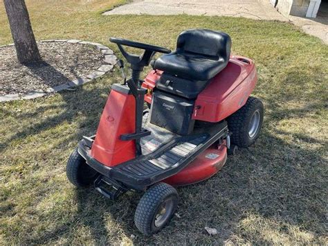 Simplicity Coronet Lawn Mower Creamer Auction