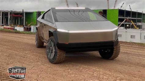 Tesla Cybertruck Prototyp Auf Gigafactory Gelände In Texas