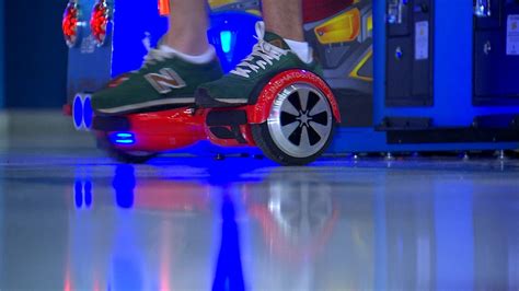 Veja mais sobre os skates elétricos que estão fazendo a cabeça da