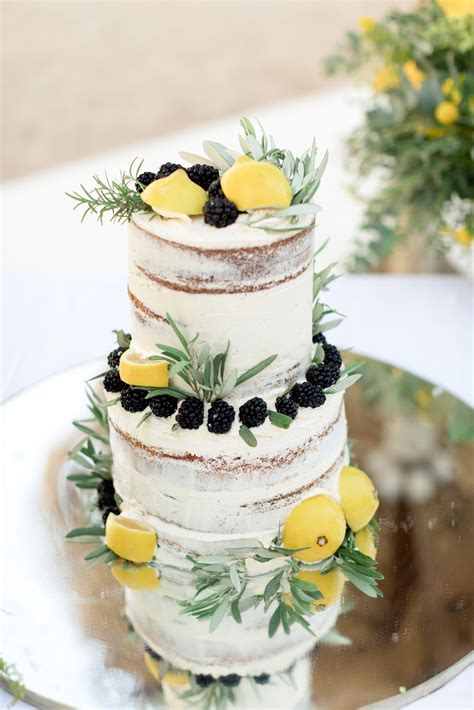 Naked Cake With Lemons Dreams In Style