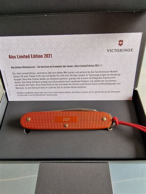 Victorinox Pioneer Alox Tiger Orange Limited Edition 2021 Kaufen Auf