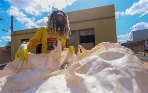 Saiba O Que Pode Ser Descartado Para A Coleta Seletiva Em Araraquara