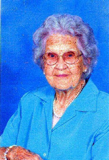 Obituary of Freda Anna Behr | Funeral Homes & Cremation Services