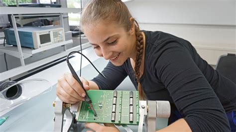 Ausbildung Elektroniker F R Ger Te Und Systeme M W D Wirtgen Gmbh