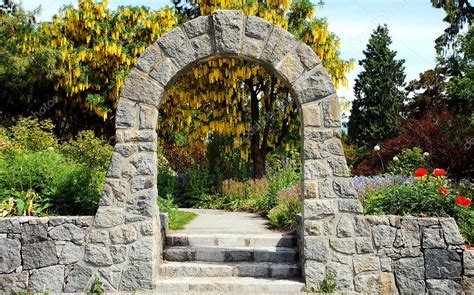 Stone Arch — Stock Photo © Montana 2603966