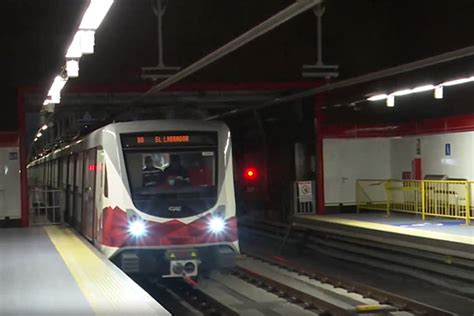 Inicia operación comercial del Metro de Quito primer sistema