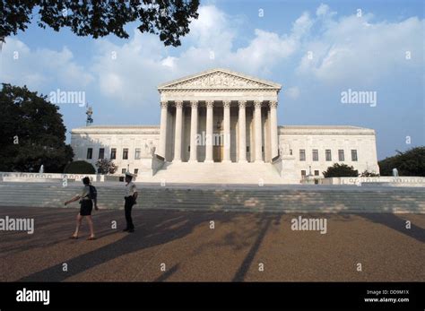 Supreme Court Building. Washington D.C. USA Stock Photo - Alamy