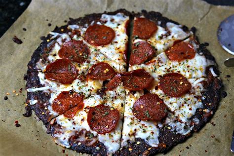 Keto Pepperoni Cauliflower Crust Pizza Dr Davinahs Eats