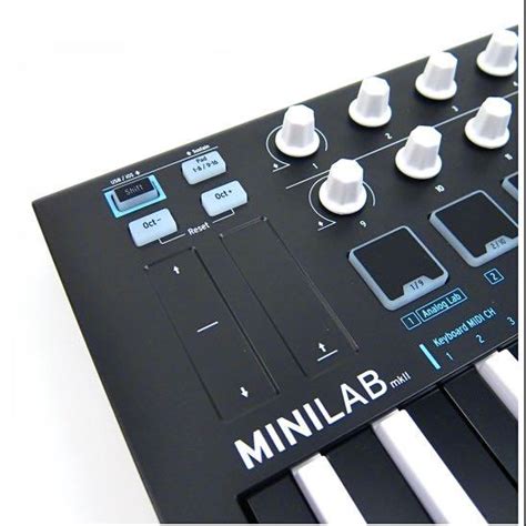 Arturia Minilab Mk Ii Limited Edition Inverted Black Black Midi