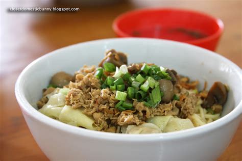 cooking eating carousing depot mie sawahan nasi goreng mawut