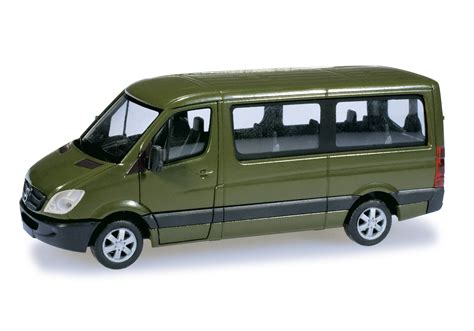 Herpa Mercedes Benz Sprinter Bus Bundeswehr 700498