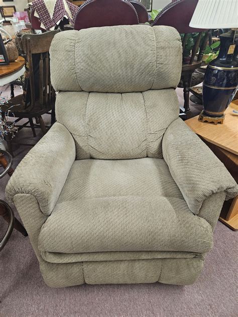 Lazy Boy Swivel Rocker Recliner New Leaf Consignment Plus