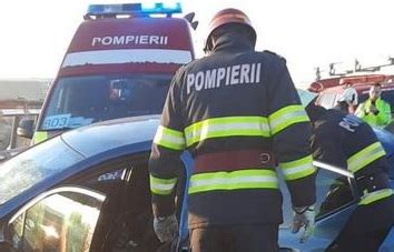 Pompierii dâmbovițeni au intervenit în cazul unui accident