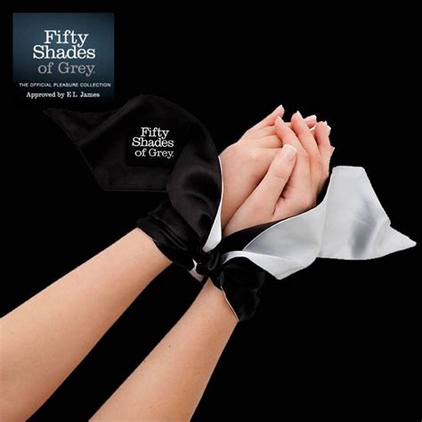 Soft Limits Satin Restraint Wrist Tie uit de officiële Fifty Shades