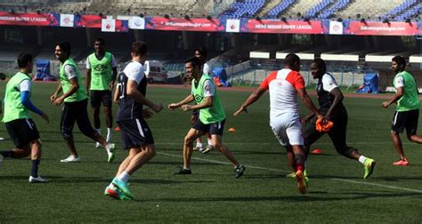 Indian Super League: Ex-Liverpool winger Luis Garcia trains with ...