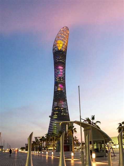 Aspire Tower - Ficha, Fotos y Planos - WikiArquitectura