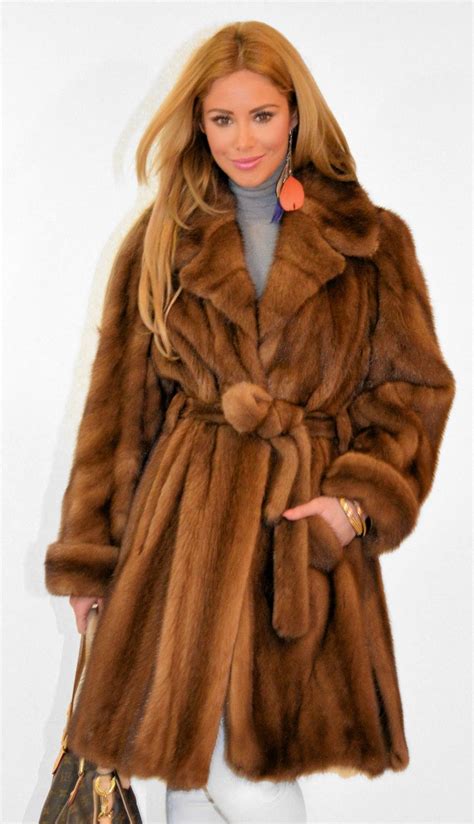 Polish Ebayer Fur Fashion Guide Furs Fashion Photo Gallery In 2024 Fur Coats Women Fur