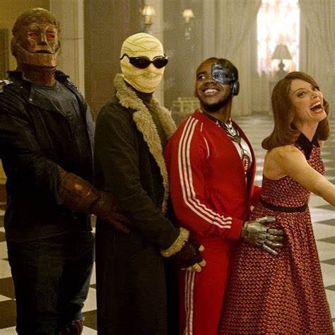 Doom Patrol Un Mini Teaser Et Six Superbes Posters Personnages