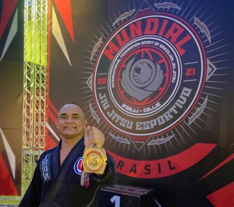 Cearense Guilherme Santos é campeão mundial de Jiu Jitsu Esportivo em