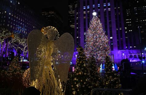 Christmas in Rockefeller Center 2023: A Spectacular Holiday Celebration ...