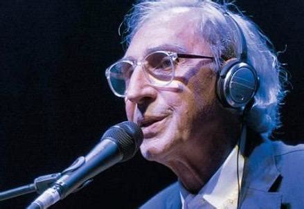 Franco Battiato Il Raffinato Cantautore In Tour Con Alice Canta Per