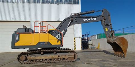 Volvo EC 380 E Tracked Excavator