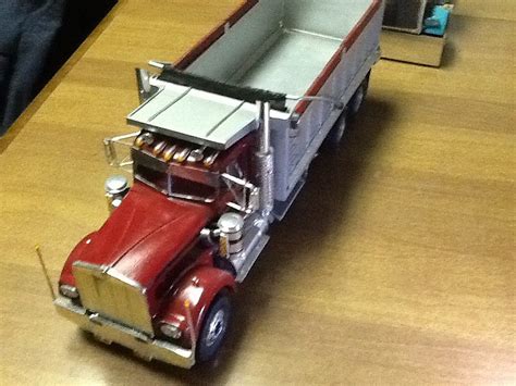 Kenworth W Conventional Semi Tractor Plastic Model Truck Kit