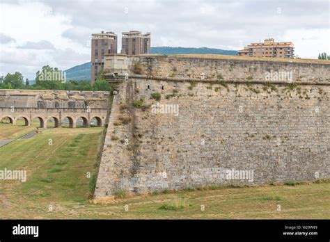 Citadel Park Pamplona Hi Res Stock Photography And Images Alamy